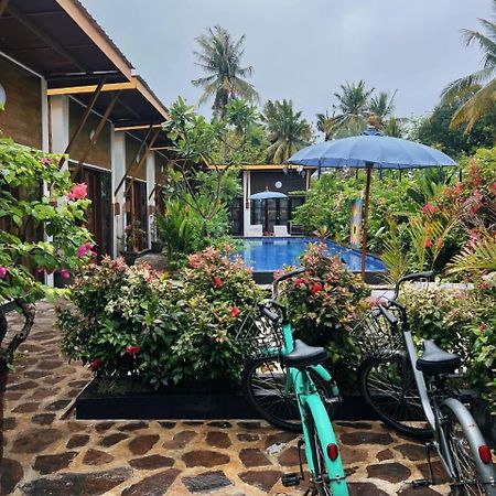 Sun Resort Gili Trawangan Exterior photo