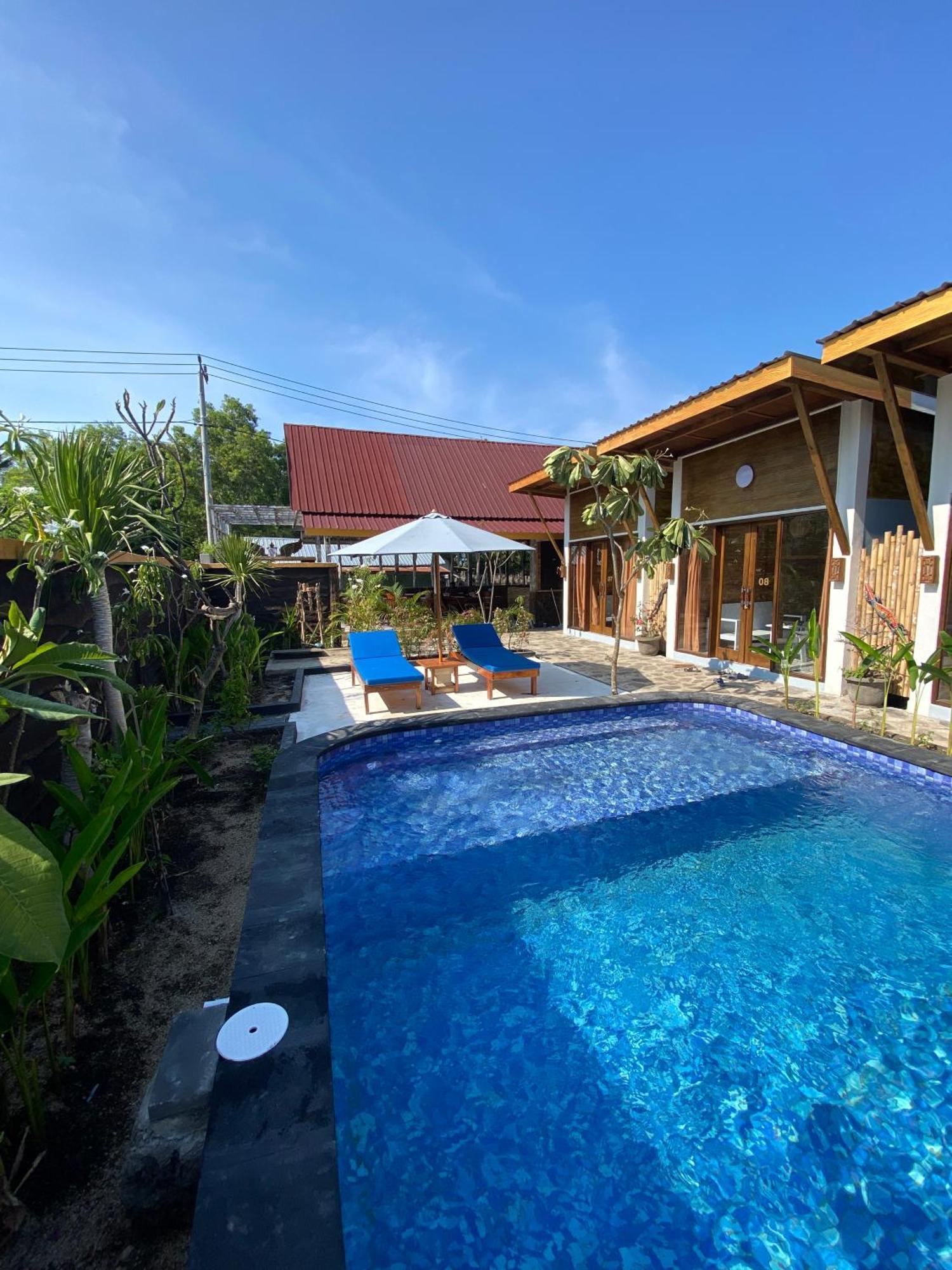 Sun Resort Gili Trawangan Exterior photo