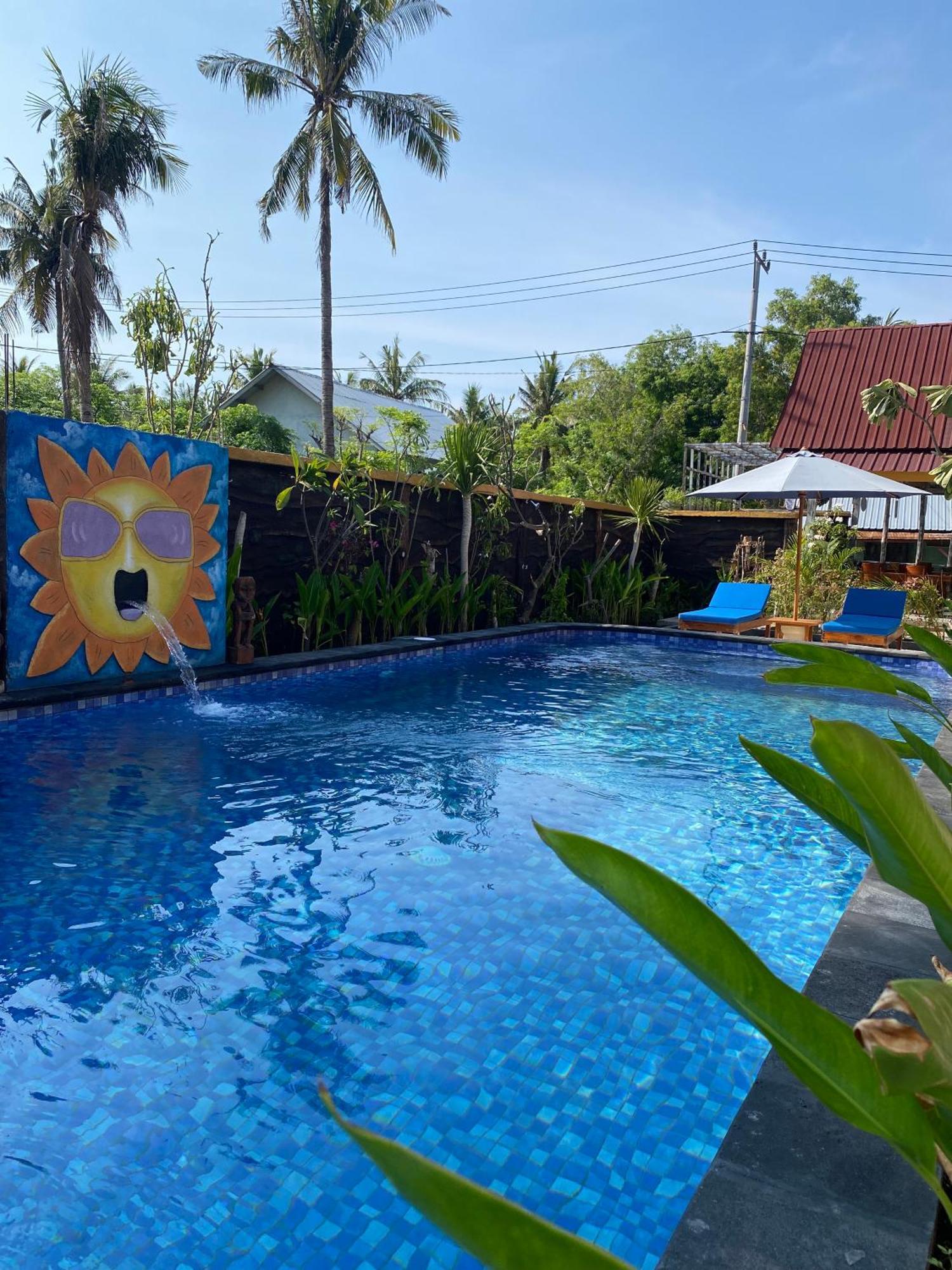 Sun Resort Gili Trawangan Exterior photo