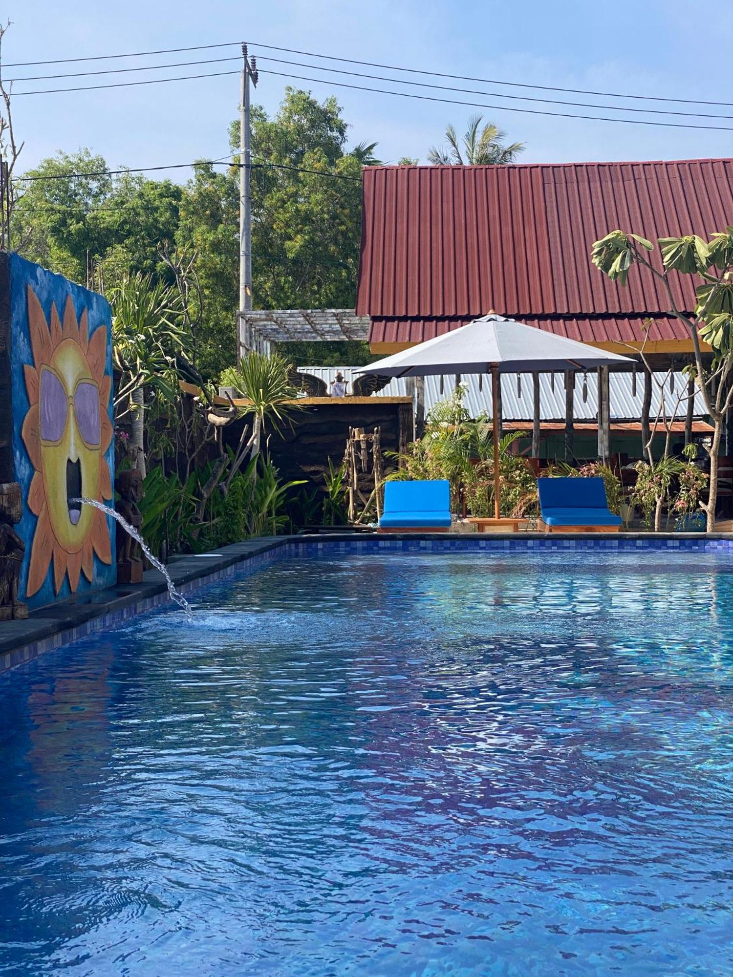 Sun Resort Gili Trawangan Exterior photo